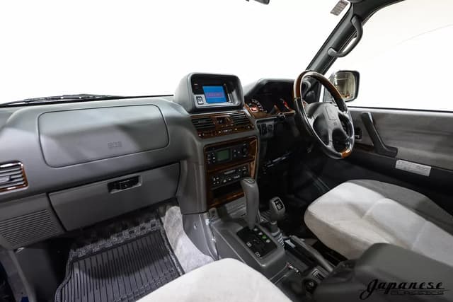 1997 Mitsubishi Pajero JDM car for sale — photo 9 of 25
