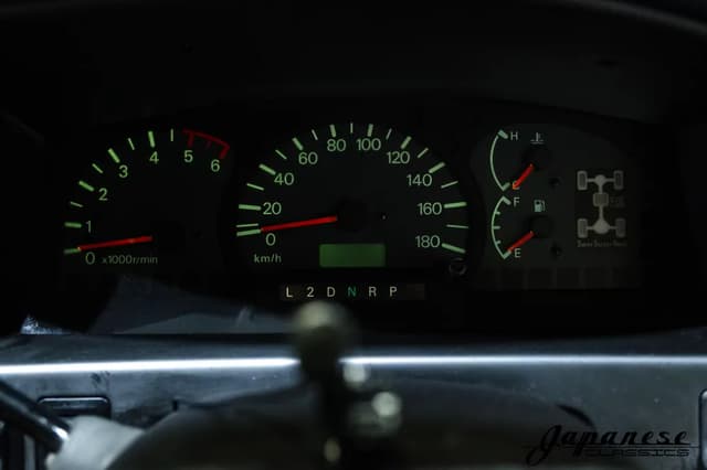 1999 Mitsubishi Delica JDM car for sale — photo 14 of 25