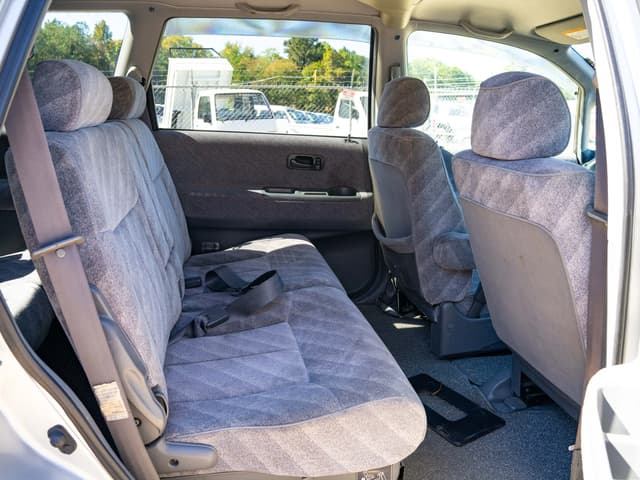 1998 Honda Odyssey JDM car for sale — photo 14 of 19