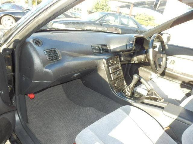 1990 Nissan Skyline JDM car for sale — photo 11 of 20