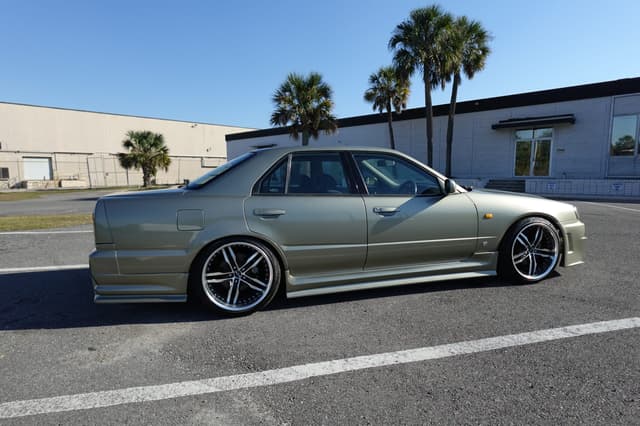 1998 Nissan Skyline JDM car for sale — photo 17 of 18