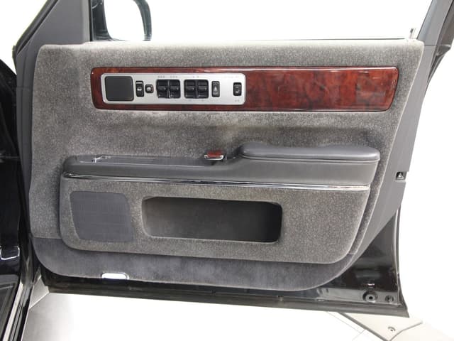 1997 Toyota Century JDM car for sale — photo 22 of 25