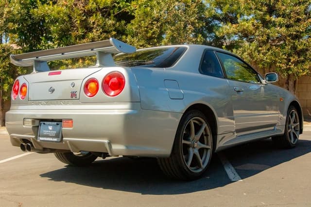 1999 Nissan Skyline JDM car for sale — photo 12 of 25