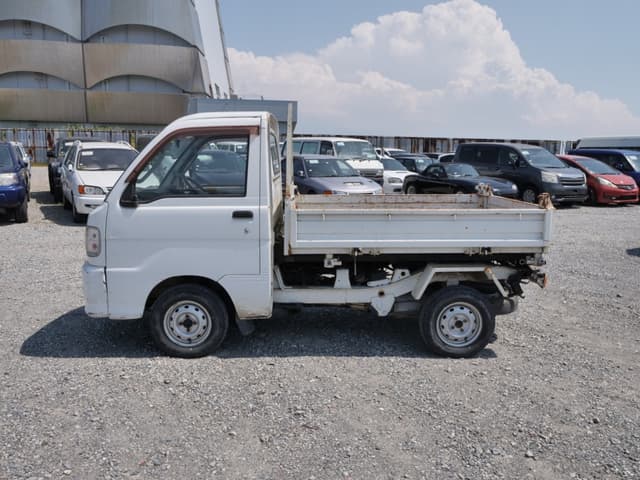 2000 Daihatsu Hijet JDM car for sale — photo 8 of 25