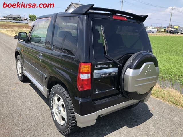 1999 Mitsubishi Pajero JDM car for sale — photo 3 of 11