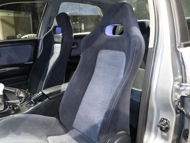 1998 Nissan Skyline JDM car for sale — photo 11 of 19