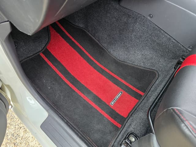 2009 Suzuki Jimny JDM car for sale — photo 19 of 24