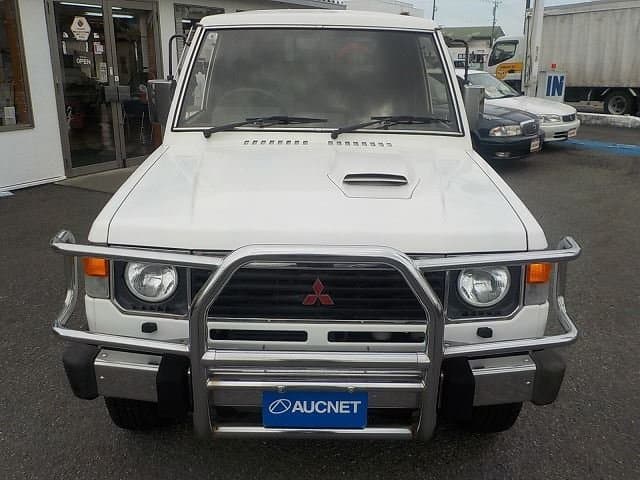 1989 Mitsubishi Pajero JDM car for sale — photo 5 of 25