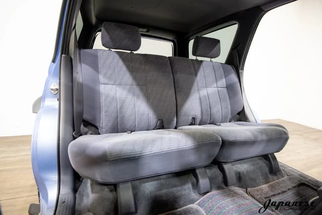 1996 Toyota Hilux JDM car for sale — photo 16 of 25