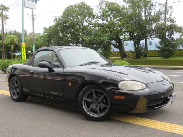 1999 Mazda Roadster (Eunos Roadster / MX-5) JDM car for sale — photo 13 of 25