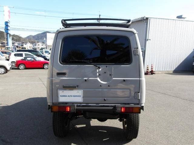 1998 Suzuki Jimny JDM car for sale — photo 8 of 20