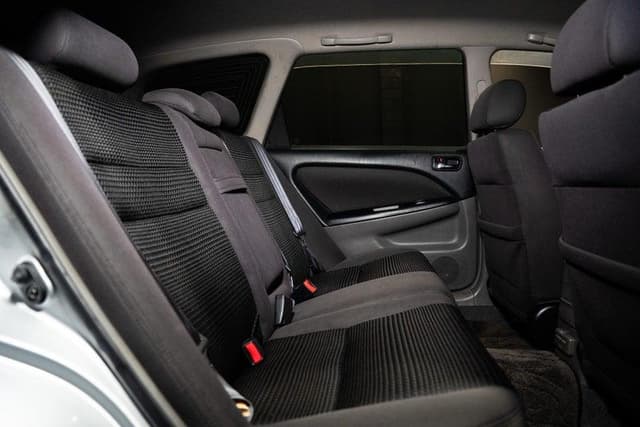 2000 Toyota Caldina JDM car for sale — photo 11 of 13
