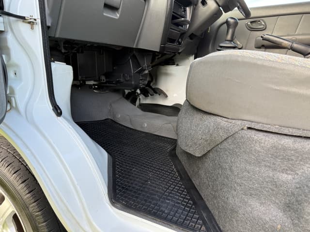 2000 Suzuki Carry JDM car for sale — photo 15 of 25