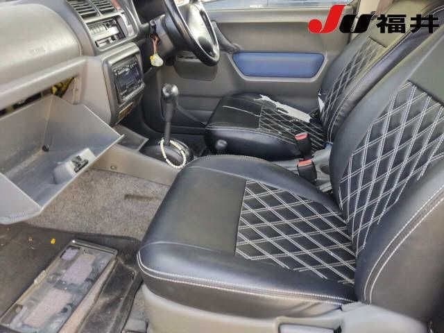2001 Suzuki Jimny JDM car for sale — photo 3 of 9