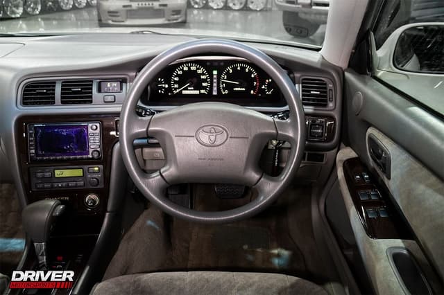1997 Toyota Chaser JDM car for sale — photo 3 of 24