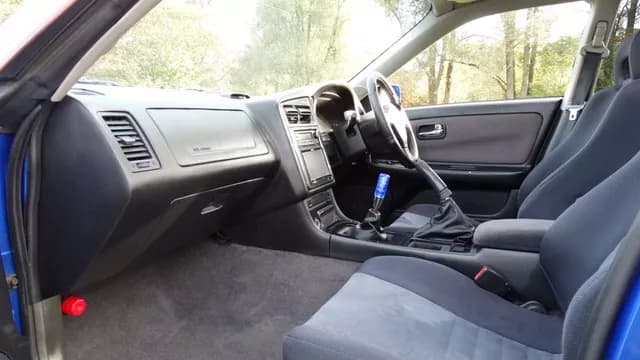 2000 Nissan Stagea JDM car for sale — photo 10 of 24