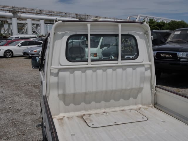 1999 Daihatsu Hijet JDM car for sale — photo 16 of 25