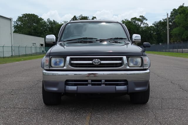 1997 Toyota Hilux JDM car for sale — photo 2 of 19
