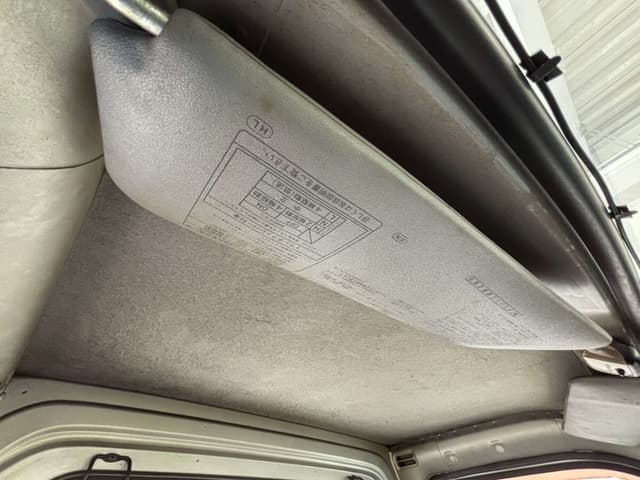 2001 Daihatsu Hijet JDM car for sale — photo 13 of 25