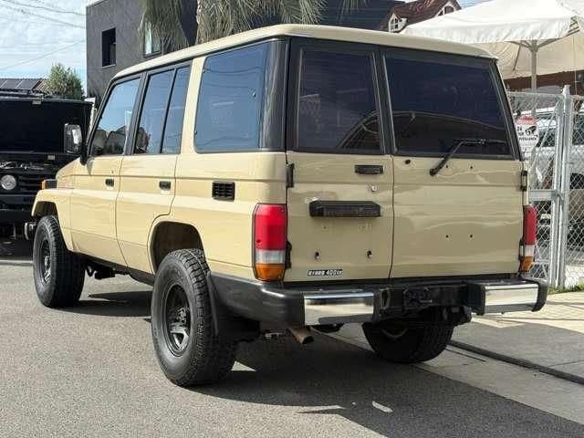 1991 Toyota Land Cruiser JDM car for sale — photo 4 of 9