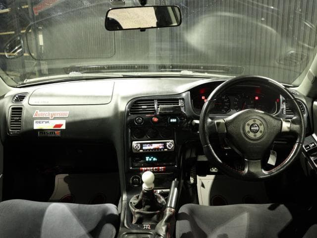 1998 Nissan Skyline JDM car for sale — photo 9 of 19