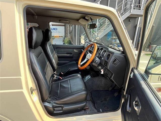 1995 Suzuki Jimny JDM car for sale — photo 18 of 20