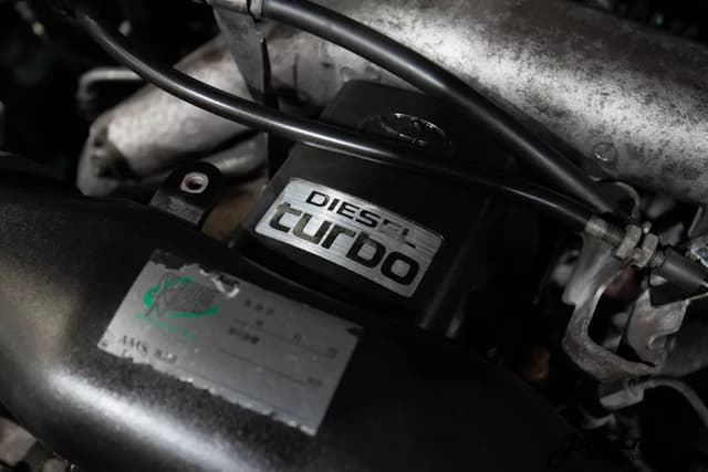 1995 Toyota Hilux Surf JDM car for sale — photo 24 of 25
