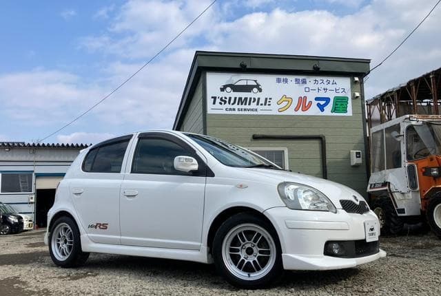 2003 Toyota Vitz JDM car for sale — photo 8 of 25