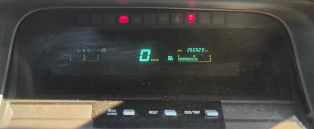 1999 Toyota HiAce JDM car for sale — photo 23 of 24