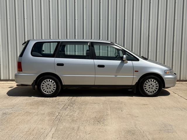 1997 Honda Odyssey JDM car for sale — photo 2 of 23