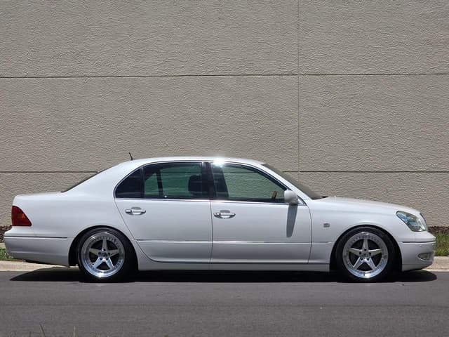 2000 Toyota Celsior JDM car for sale — photo 8 of 25