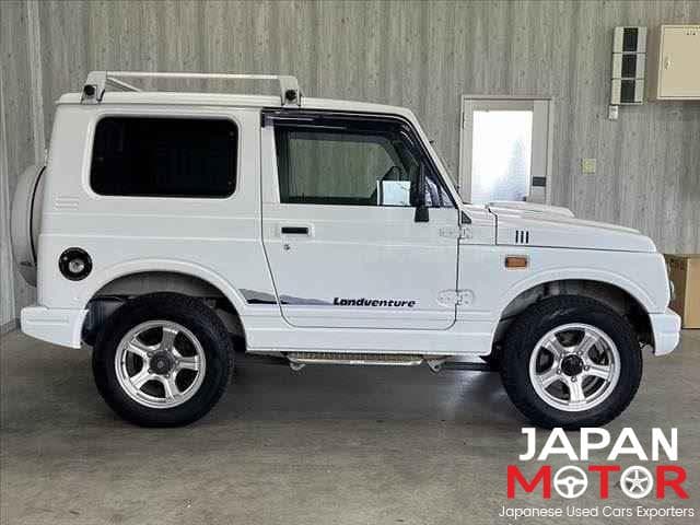 1998 Suzuki Jimny JDM car for sale — photo 4 of 25