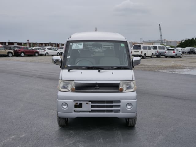 2001 Mitsubishi Town Box JDM car for sale — photo 2 of 25