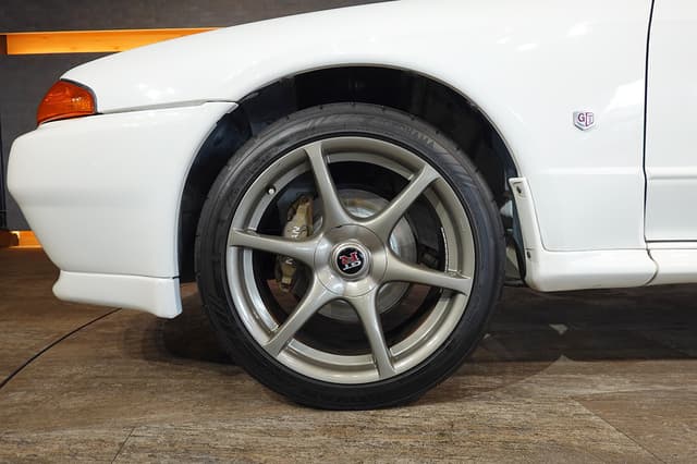 1994 Nissan Skyline JDM car for sale — photo 10 of 25