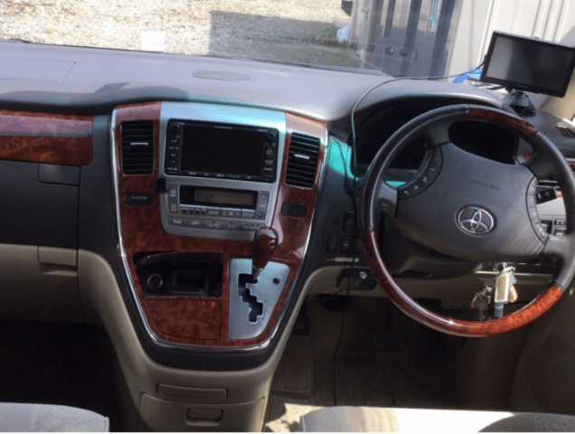 2004 Toyota Alphard JDM car for sale — photo 4 of 6