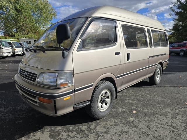 1996 Toyota HiAce JDM car for sale — photo 9 of 25