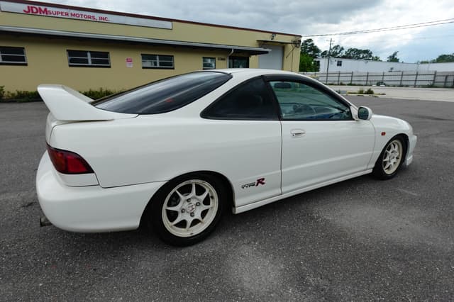 1997 Honda Integra JDM car for sale — photo 10 of 18