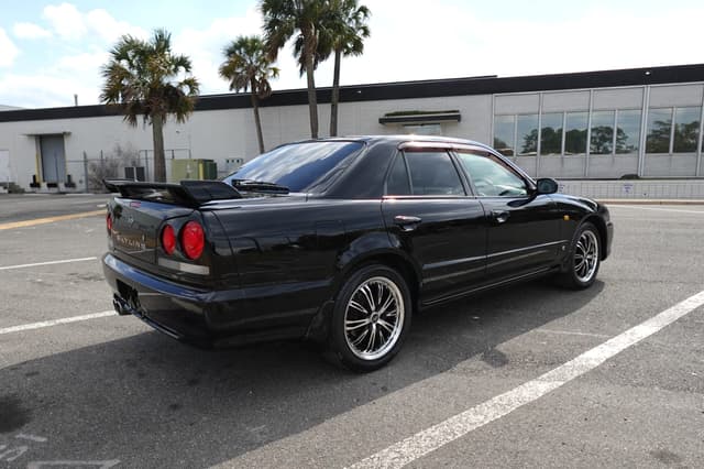 1998 Nissan Skyline JDM car for sale — photo 7 of 19