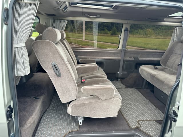 1998 Toyota HiAce JDM car for sale — photo 15 of 20
