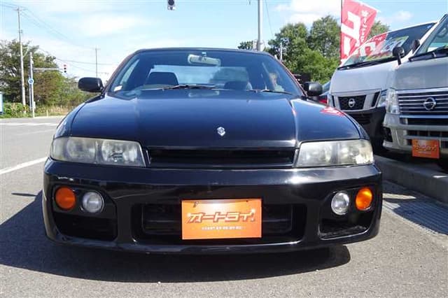 1996 Nissan Skyline JDM car for sale — photo 2 of 25