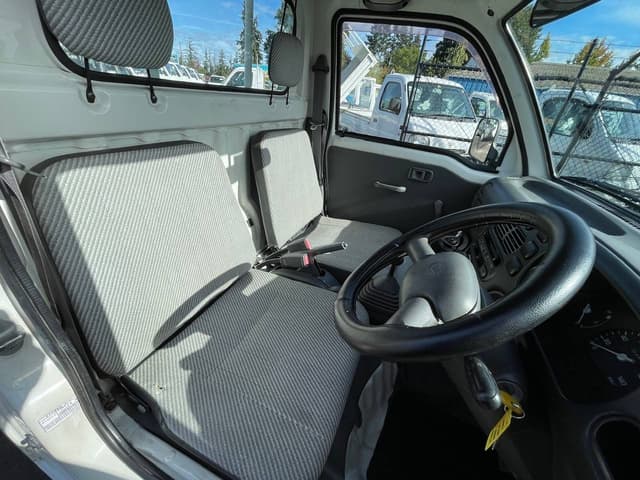1997 Daihatsu Hijet JDM car for sale — photo 21 of 25
