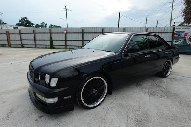 1998 Nissan Gloria JDM car for sale — photo 14 of 19