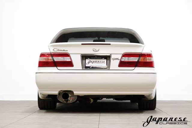 1996 Nissan Cima JDM car for sale — photo 7 of 25