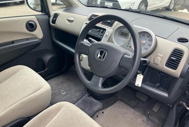 2004 Honda Life JDM car for sale — photo 10 of 19