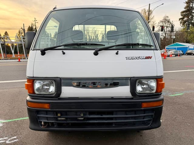 1997 Daihatsu Hijet JDM car for sale — photo 3 of 25