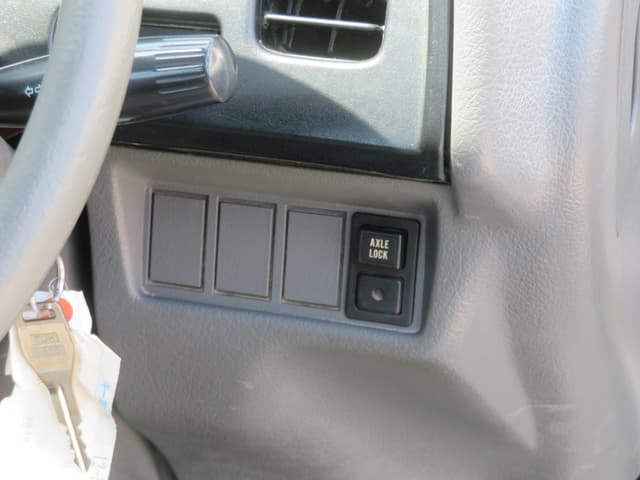 1998 Suzuki Carry JDM car for sale — photo 20 of 25