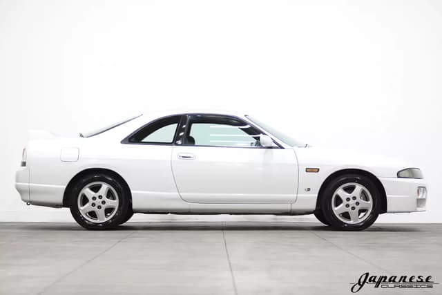 1998 Nissan Skyline JDM car for sale — photo 5 of 25