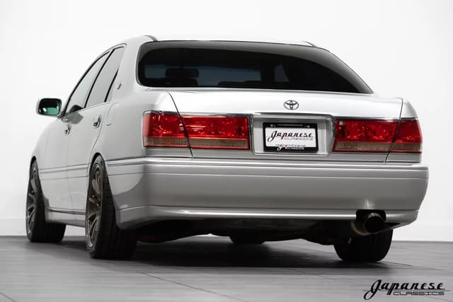 1999 Toyota Crown JDM car for sale — photo 6 of 25