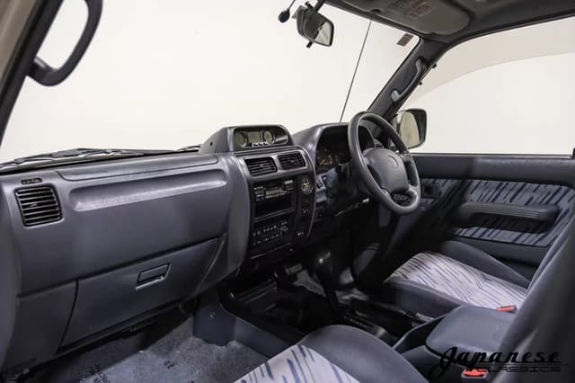 1996 Toyota Land Cruiser JDM car for sale — photo 9 of 25