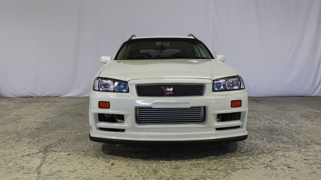 1999 Nissan Stagea JDM car for sale — photo 2 of 19